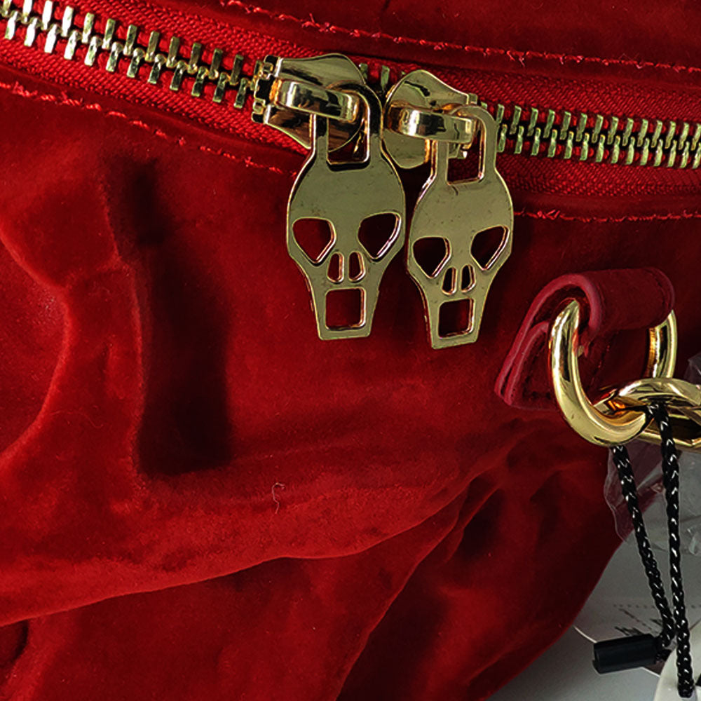 💀 Velvet Skull Handbag – Witchy Crossbody Bag