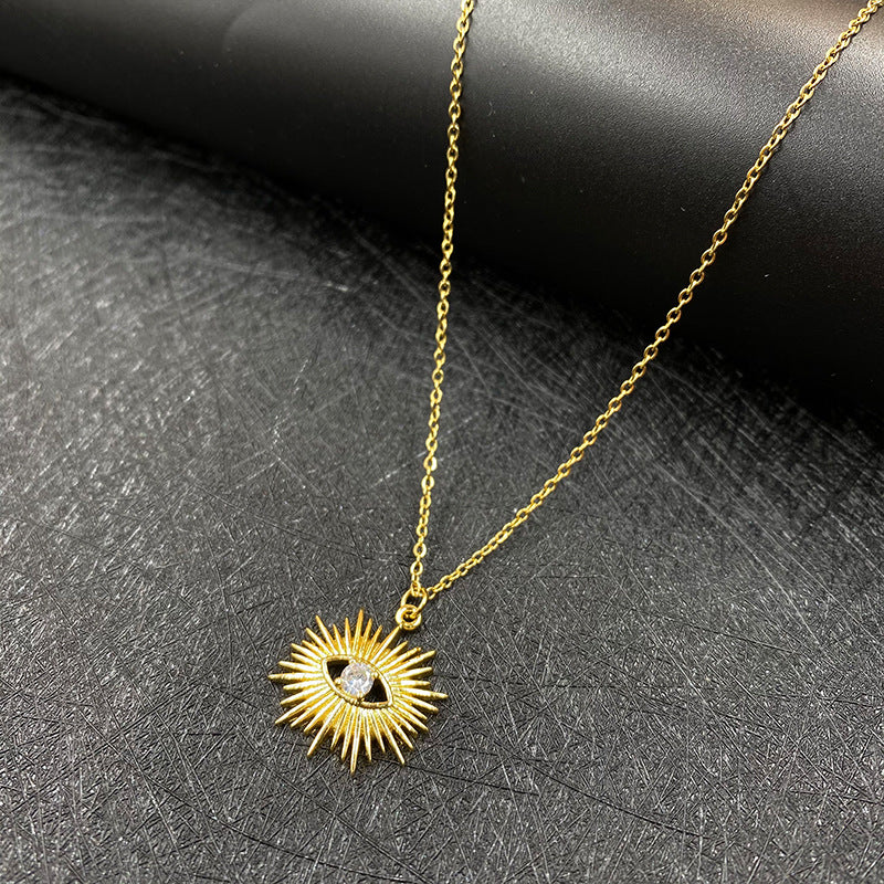 🧿 Starburst Evil Eye Pendant Necklace – 14k Gold-Plated Protection Charm